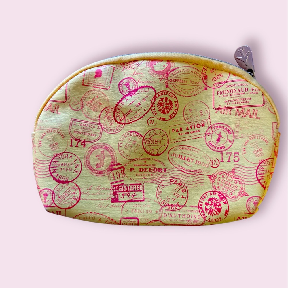 Ipsy small  travel makeup bag